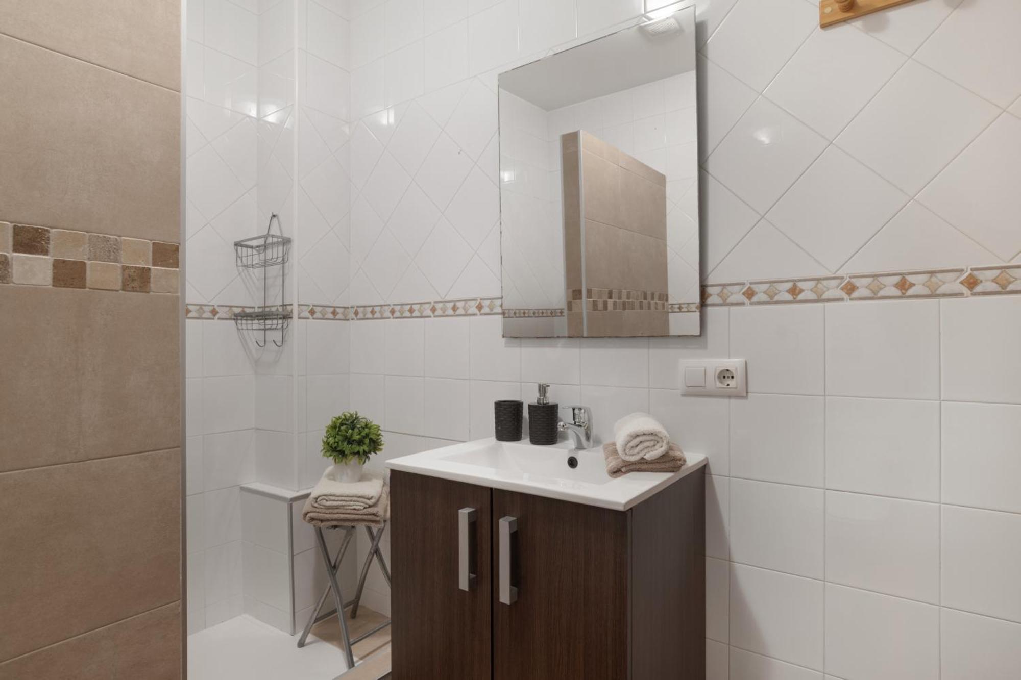 קוניל דה לה פרונטרה Apartamento Juan Carlos - Familias מראה חיצוני תמונה